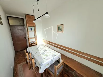 Ustanička | 4zida.rs