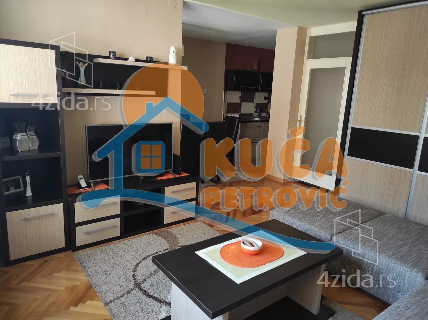 Dvoiposoban stan | 4zida