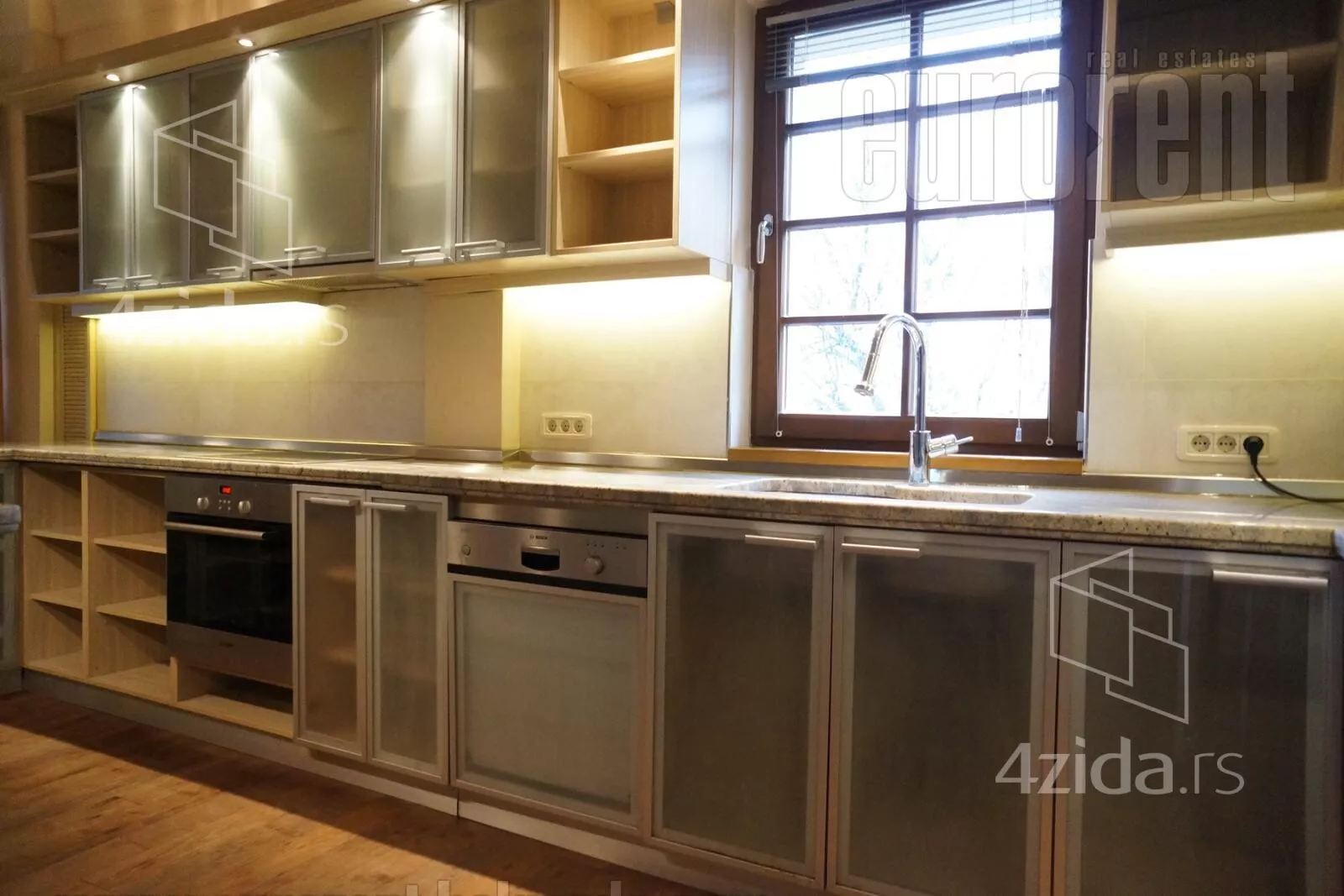 Petosoban stan | 4zida