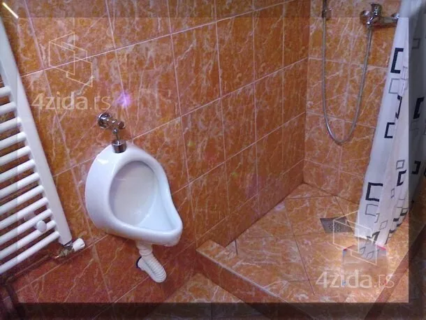 Šestosoban stan | 4zida