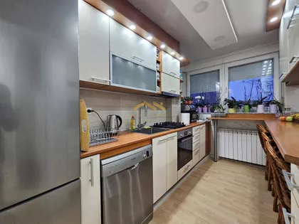 Lipov Gaj | 4zida.rs