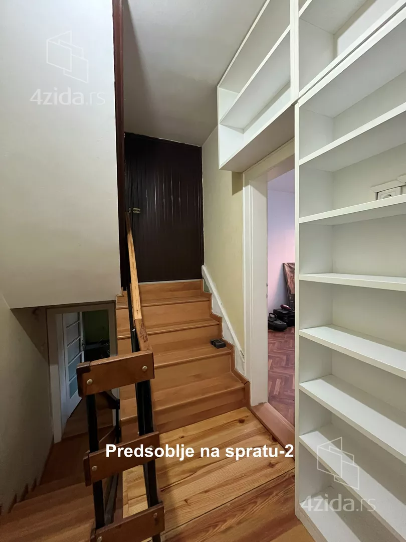 3-etažna kuća | 4zida