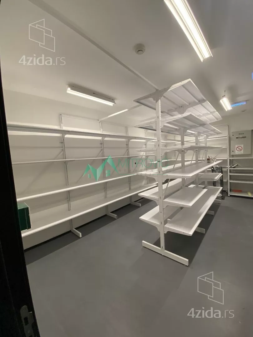 Poslovni prostor | 4zida