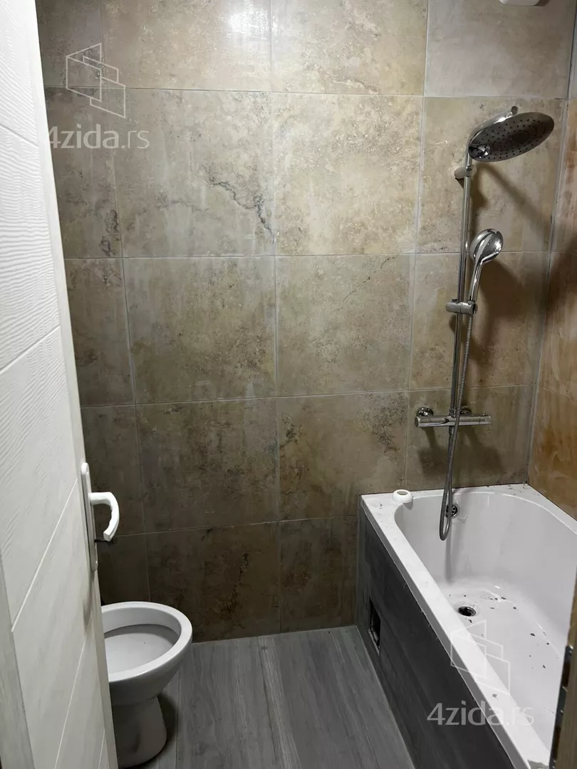 Garaža | 4zida