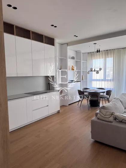 Hram Svetog Save | 4zida.rs