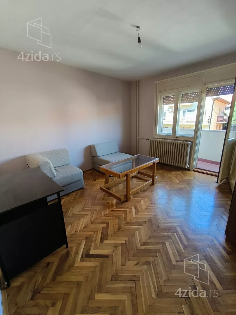 4-etažna kuća | 4zida