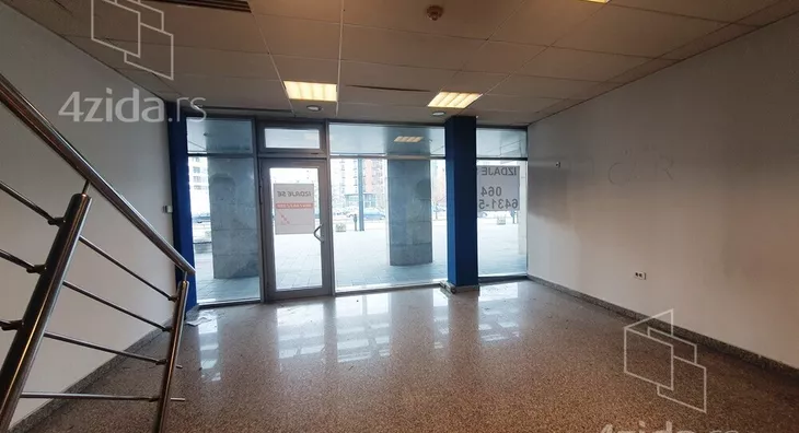 Poslovni prostor | 4zida