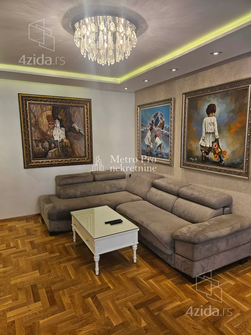 Troiposoban stan | 4zida