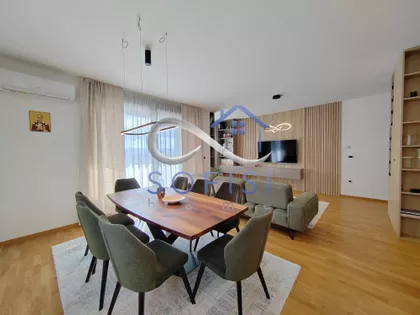 Branka Bajića | 4zida.rs