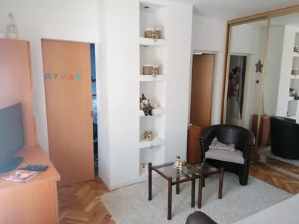 Hadži Svetića | 4zida.rs