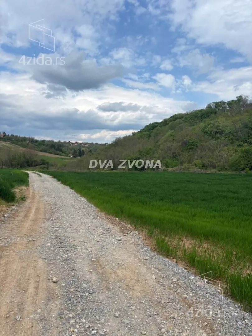 Plac | 4zida