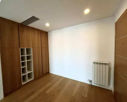 Klinički Centar | 4zida.rs