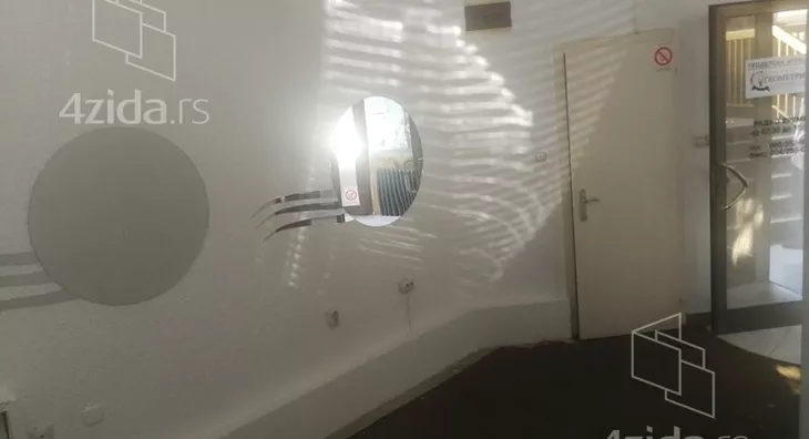 Poslovni prostor | 4zida