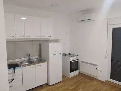 Vojvođanska | 4zida.rs