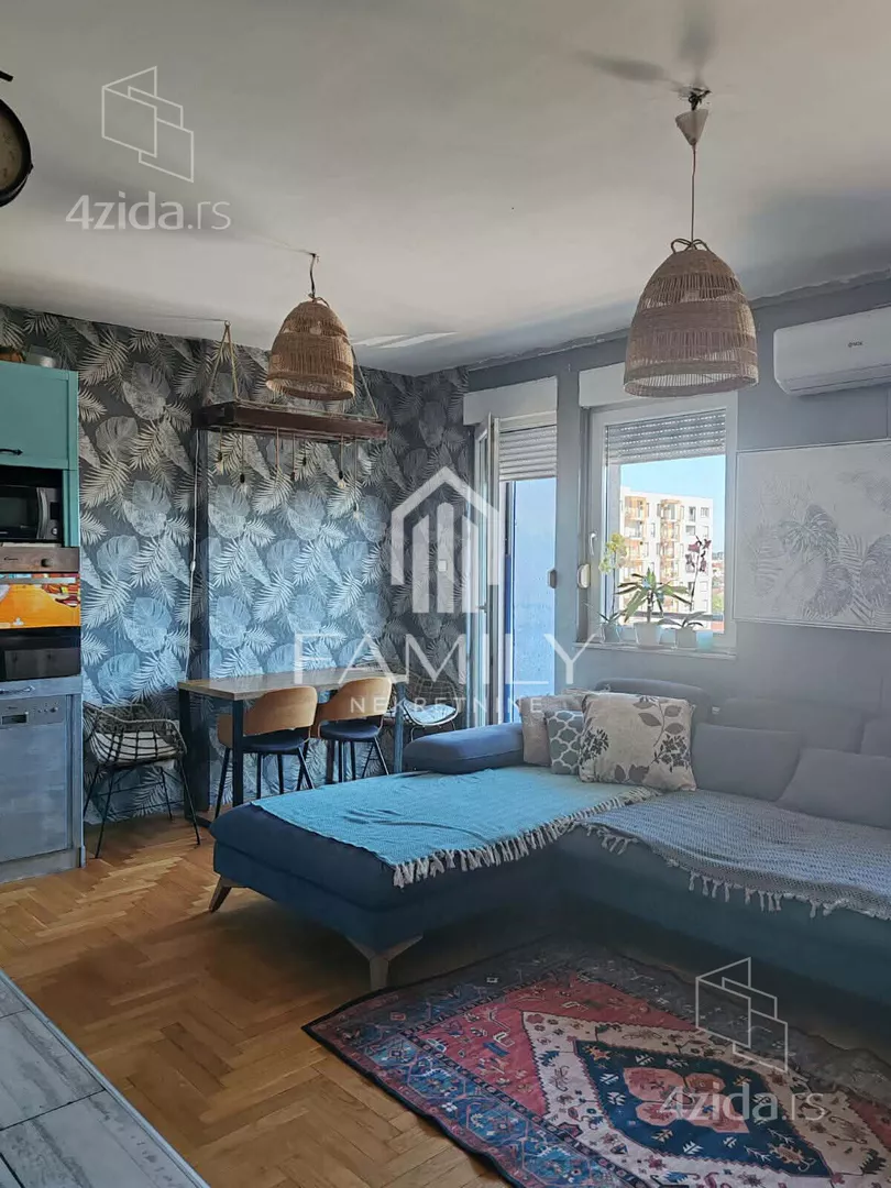 Troiposoban stan | 4zida