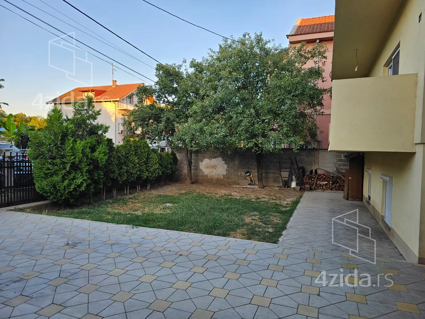 3-etažna kuća | 4zida