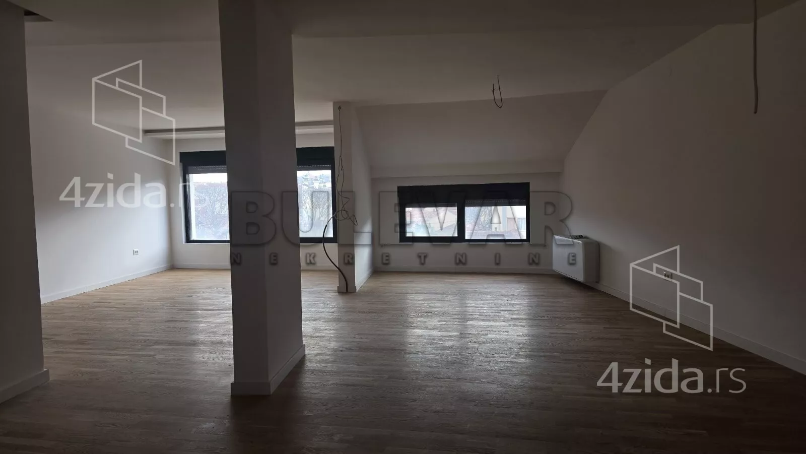 Lokal | 4zida