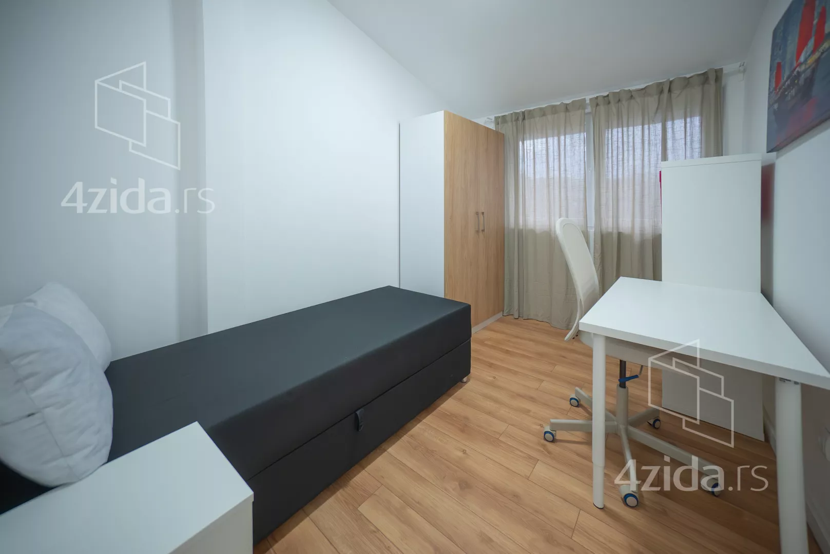 Dvoiposoban stan | 4zida