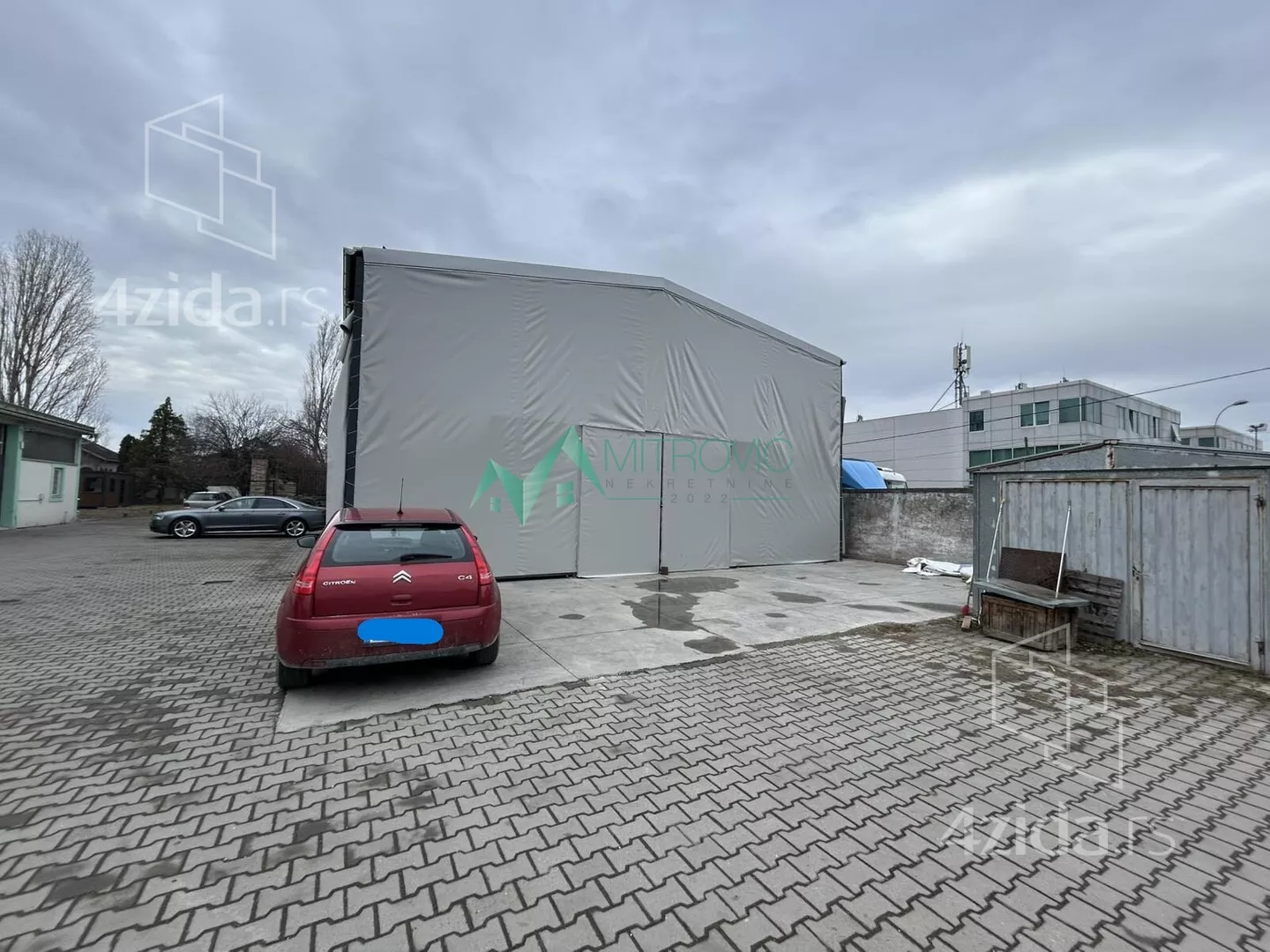 Poslovni prostor | 4zida