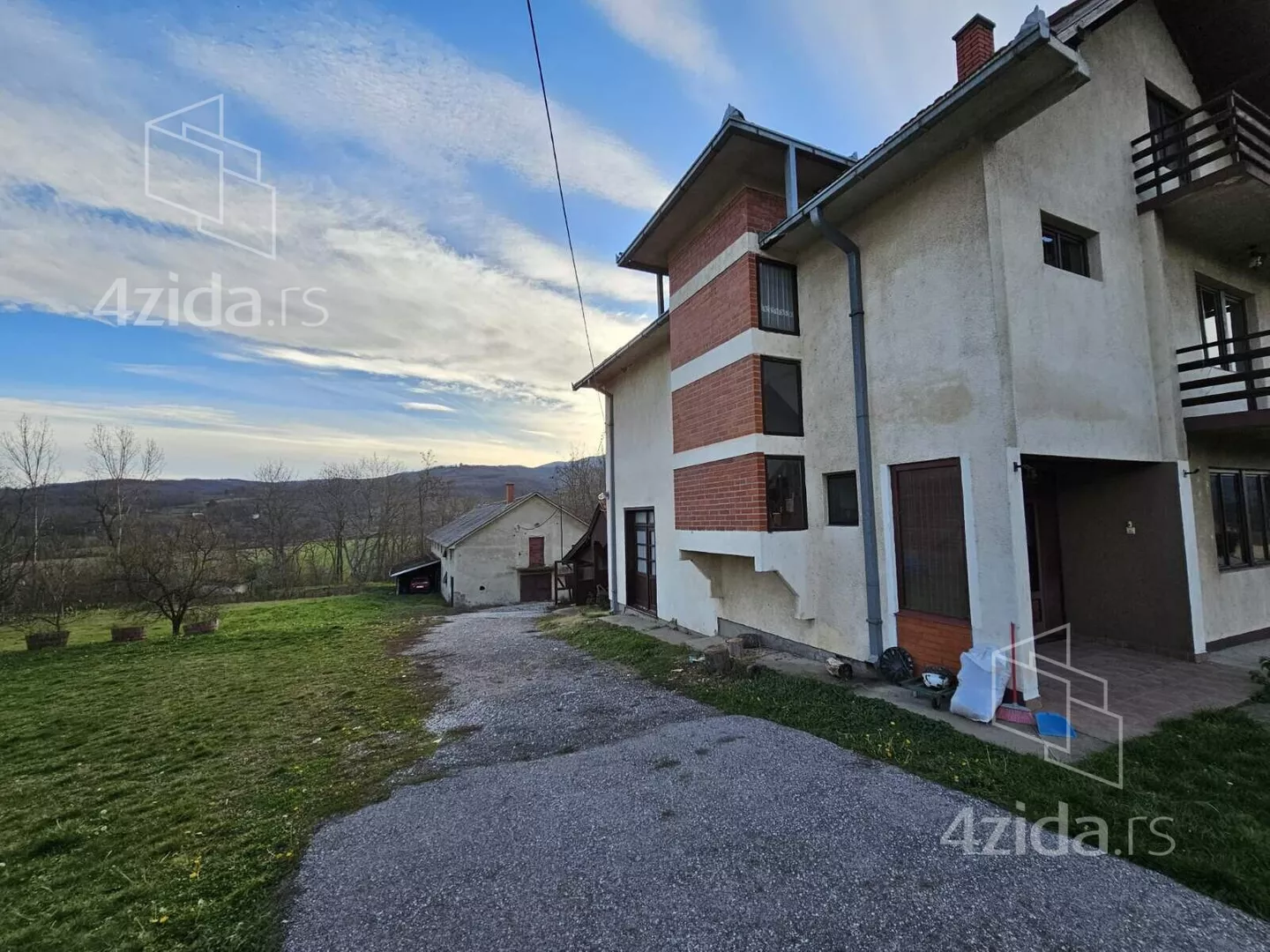 3-etažna kuća | 4zida