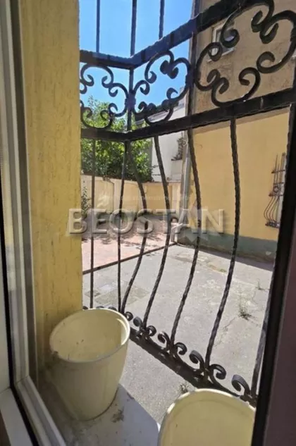 Rige Od Fere | 4zida.rs