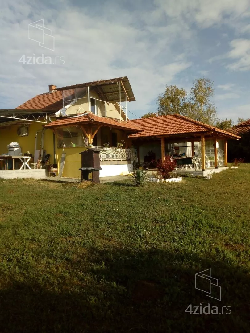 2-etažna kuća | 4zida