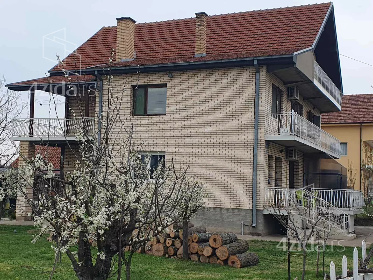 3-etažna kuća | 4zida