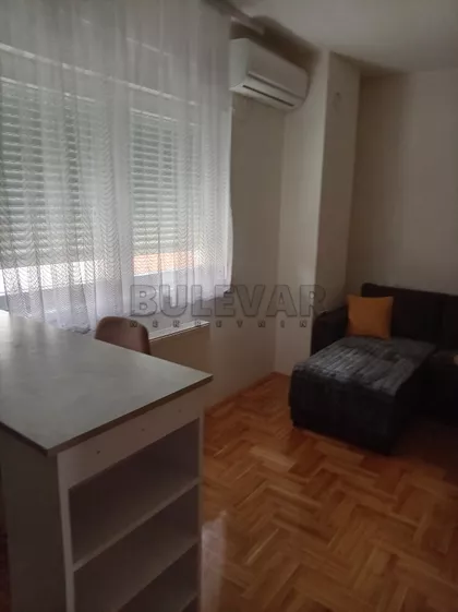 Knjaževačka | 4zida.rs