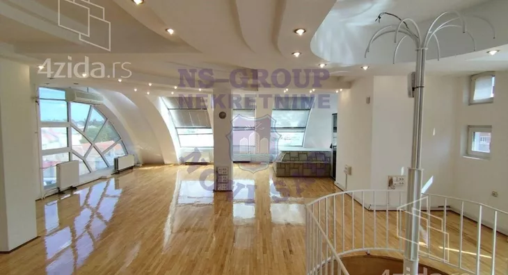 Šestosoban stan | 4zida