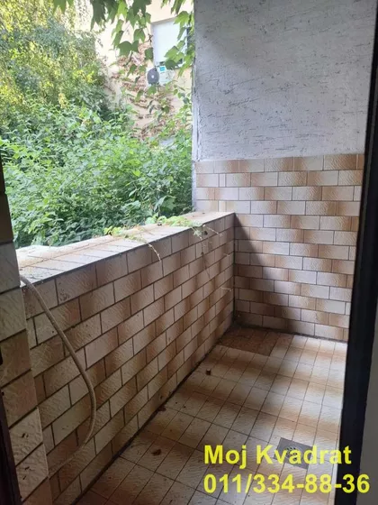 Gvozdićeva | 4zida.rs