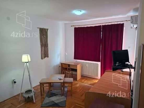 Garsonjera | 4zida