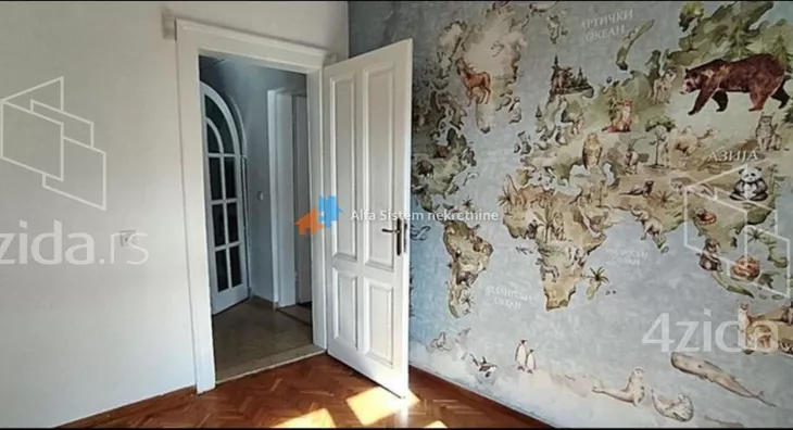 Petosoban stan | 4zida