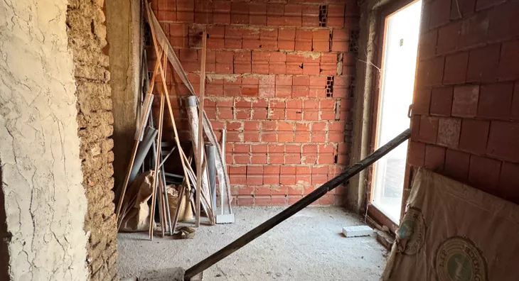 Četvoroiposoban stan | 4zida