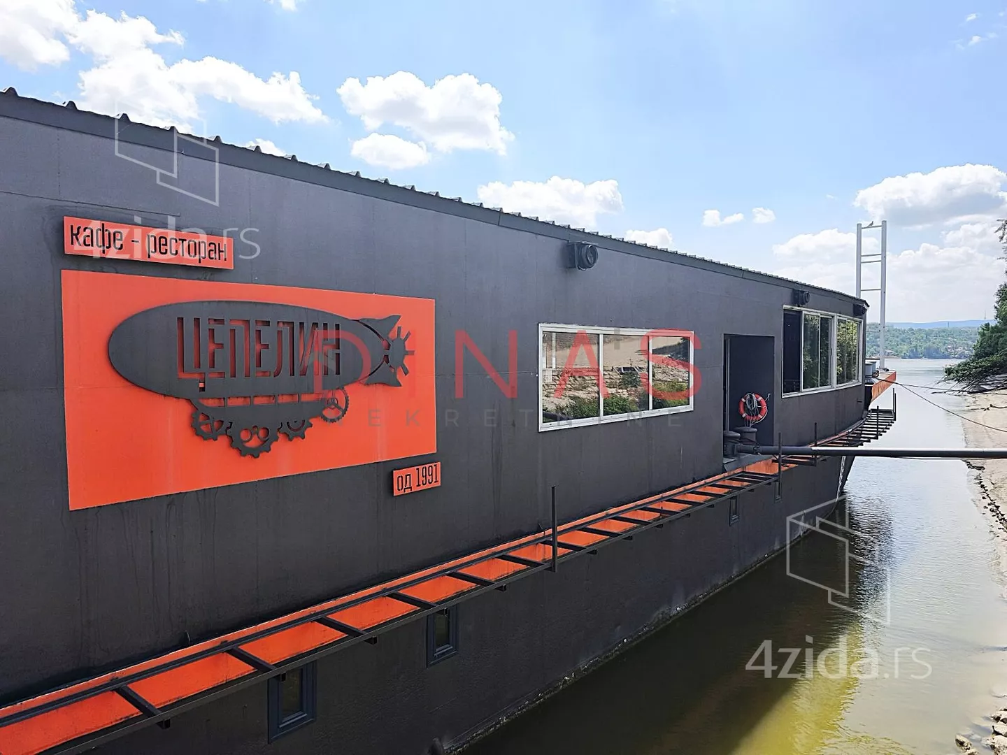 Poslovni prostor | 4zida