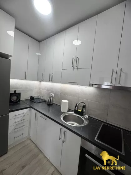 BRANKA RADIČEVIĆA | 4zida.rs