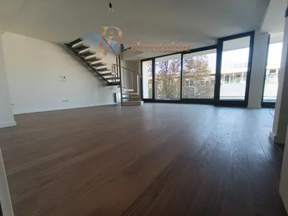 Адмирала Вуковића | 4zida.rs