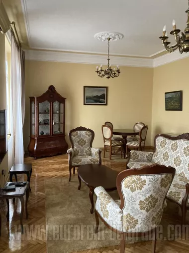 ZELENI VENAC