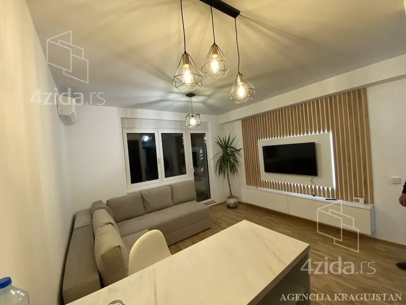 Garsonjera | 4zida