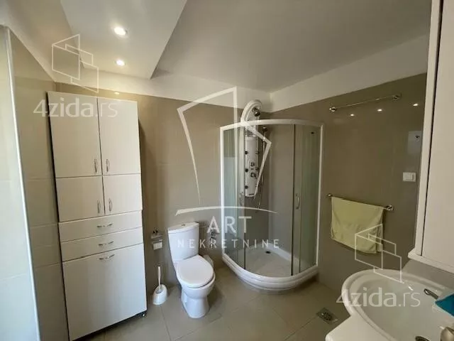 Kancelarija | 4zida