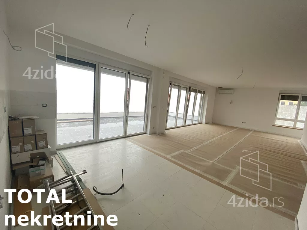 Petosoban stan | 4zida