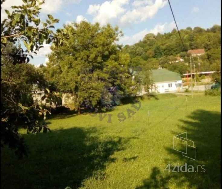 Građevinsko zemljište | 4zida