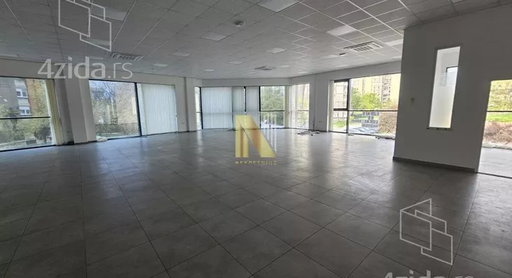 Poslovni prostor | 4zida
