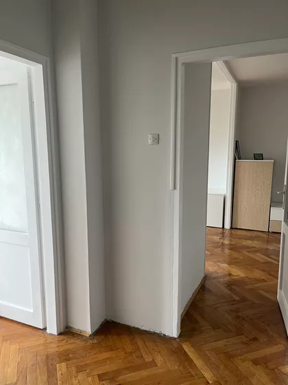 Pariske Komune 8 | 4zida.rs