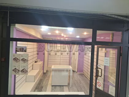 Obrenovićeva | 4zida.rs