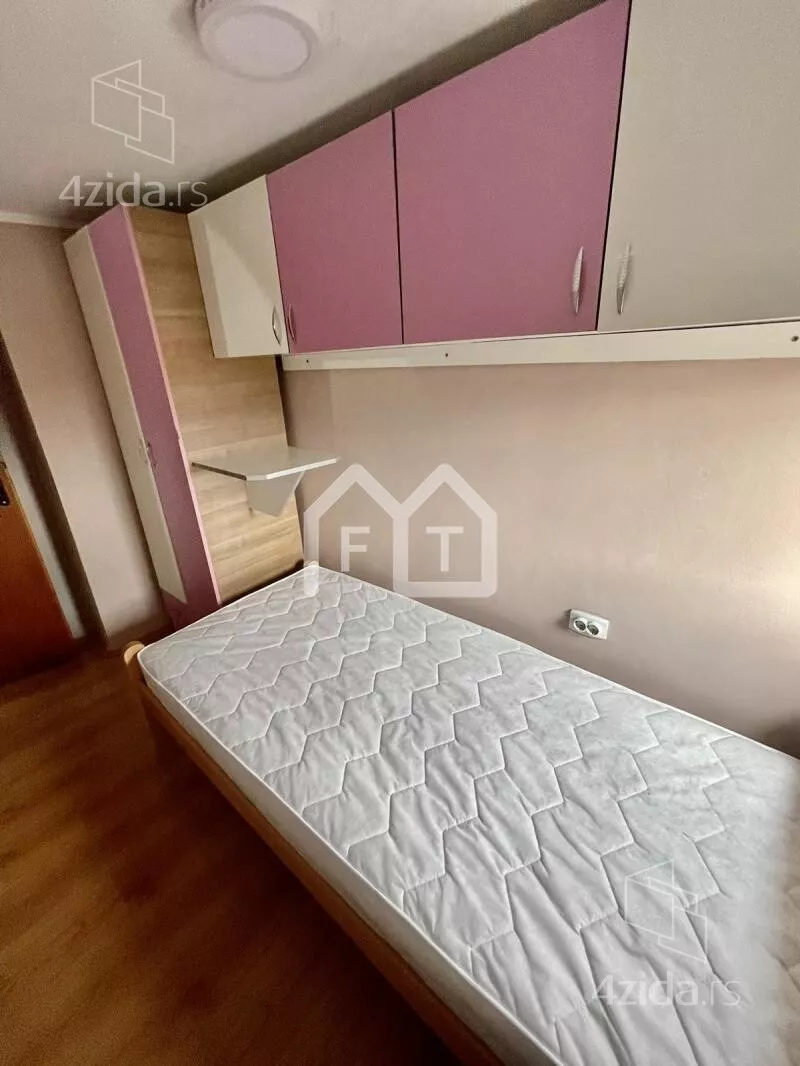 Četvoroiposoban stan | 4zida