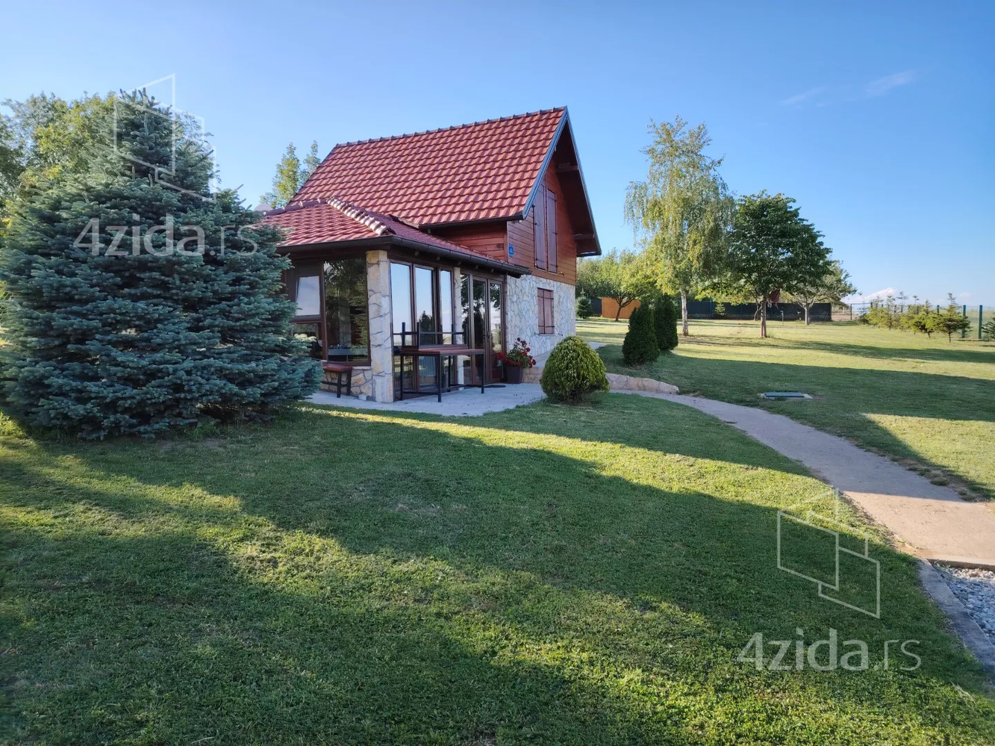 Turistički objekat | 4zida