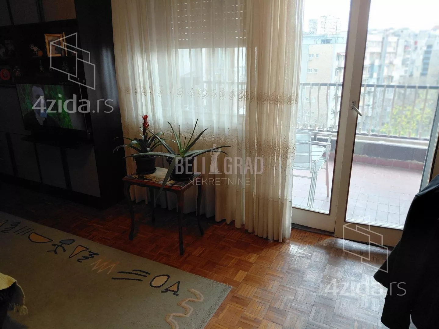 Troiposoban stan | 4zida