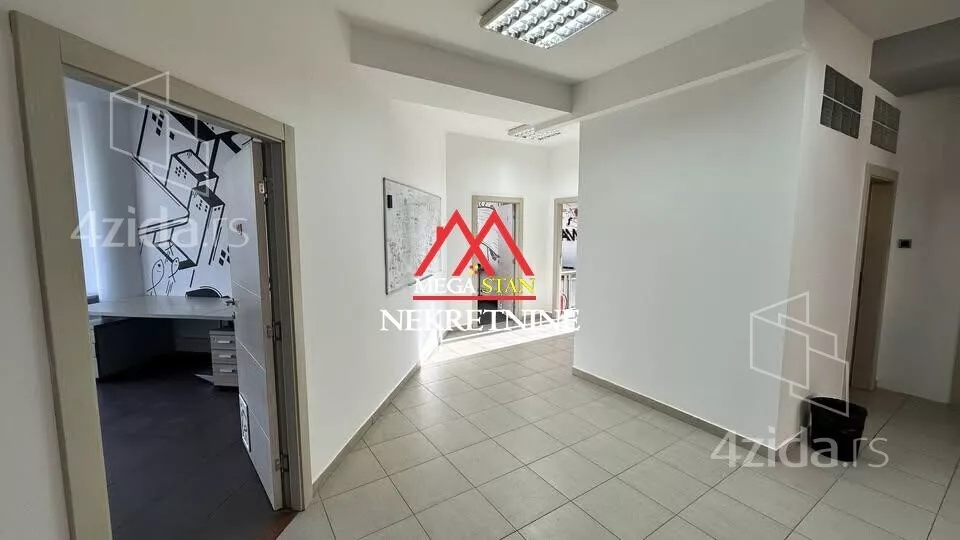 Poslovni prostor | 4zida