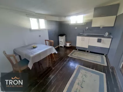 Nemanjina | 4zida.rs