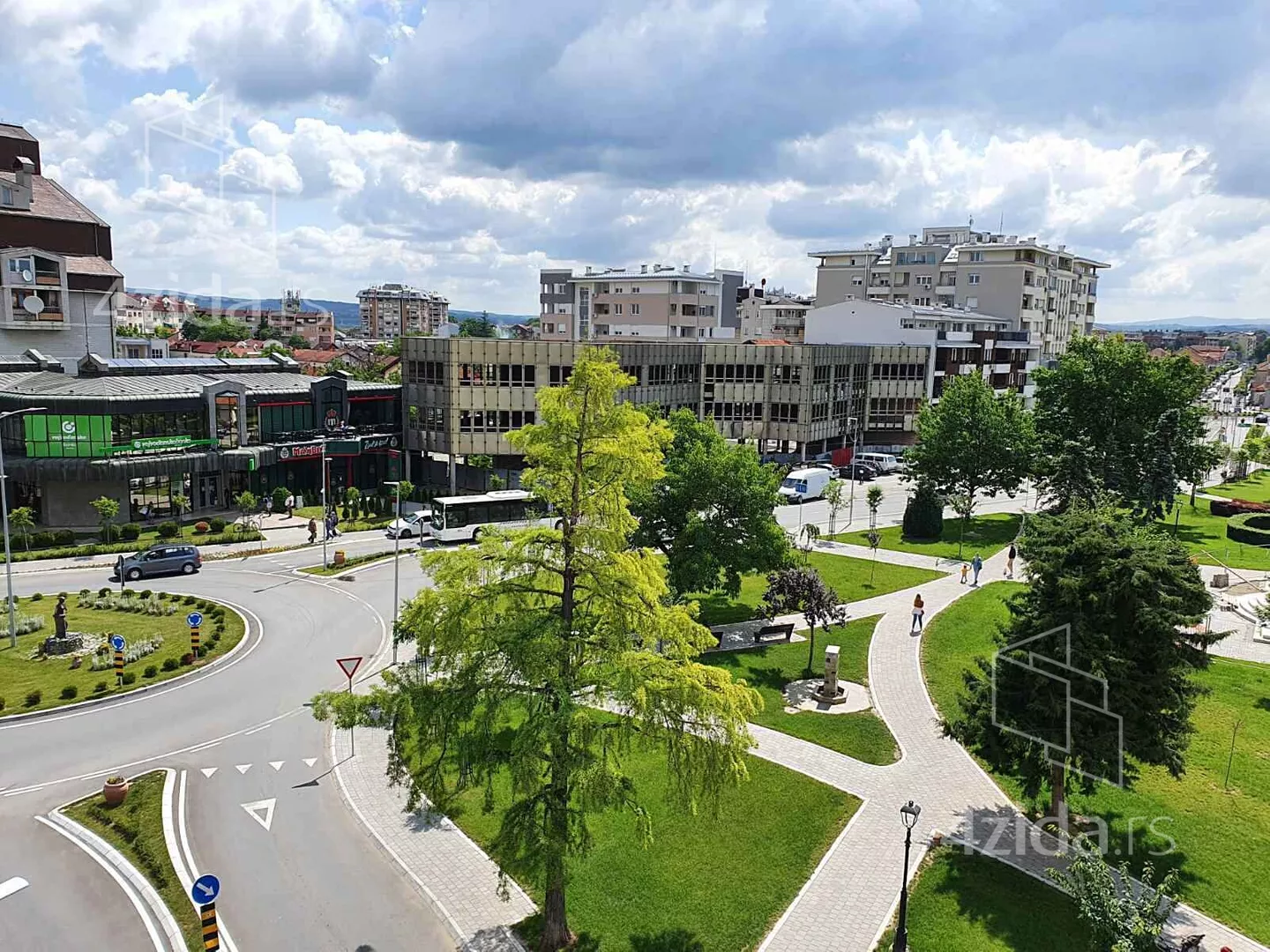 Dvoiposoban stan | 4zida